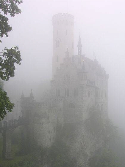 4 A Schloss Lichtenstein